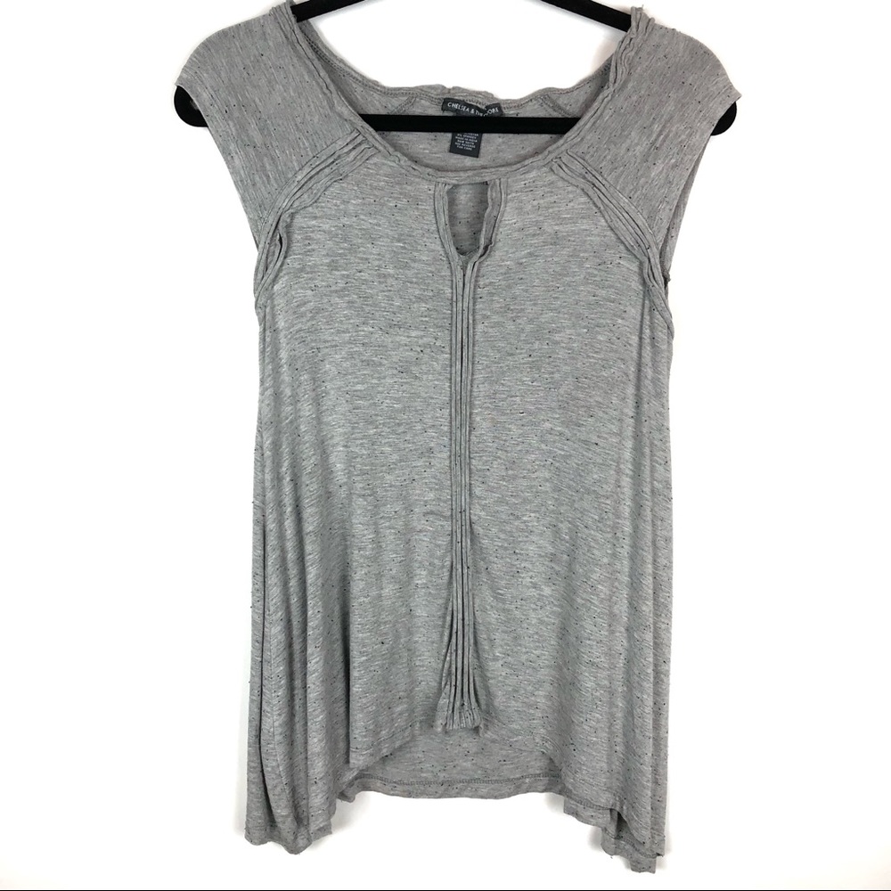 Chelsea & Theodore sleeveless grey top. Size XS
